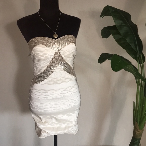 Champagne & gold sweetheart dress - Picture 2 of 5